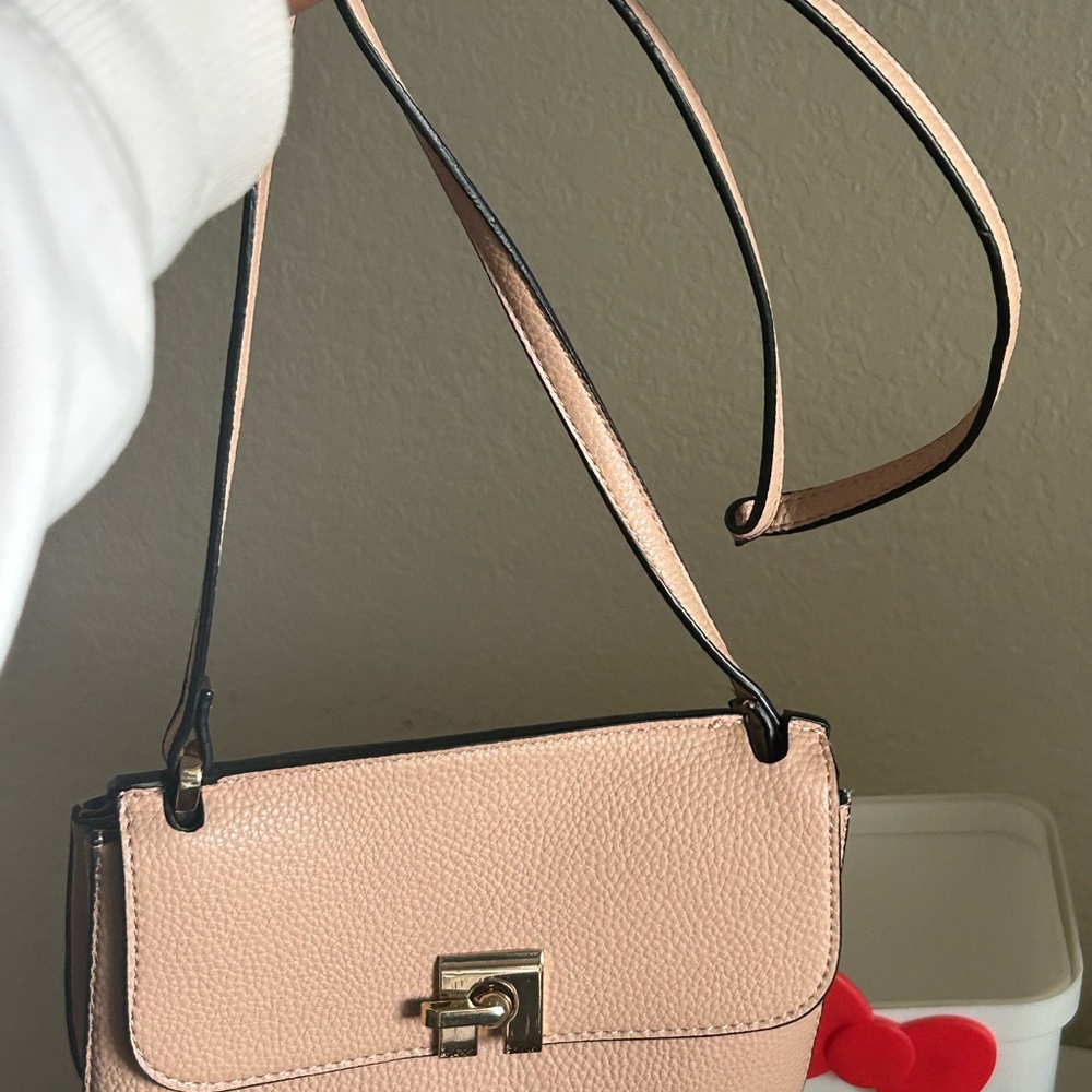Muted Pink Leather Shoulder Purse